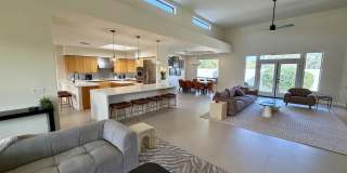 6139 N 31ST Court Gallery 1