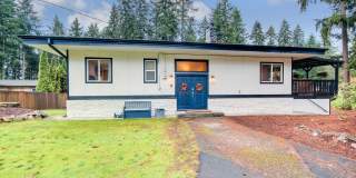 Beautifully renovated Home Briarwood! Gallery 1