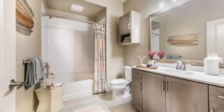 Valentia by Windsor Gallery 15