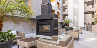 The Vantage Gallery 43