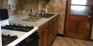 2 Bedroom Canton Home for Rent Gallery 3