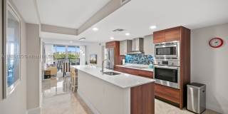 9261 E Bay Harbor Dr Gallery 3