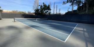 535 Pierce St Gallery 17