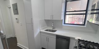 158 E 37th St Gallery 2