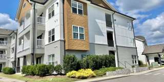 Beautiful Condo! Views  Nature from Every Window! Pet Friendly! Required Insurance  Air Filters Included! Gallery 1