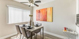 Emerald Hills Apartment Homes Gallery 16