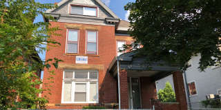 Beautiful Six Bedroom House Just Outside The Hustle and Bustle of OSU Campus! Gallery 1