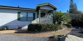 Fully Furnished Executive 3BR / 2BA Home on Pukalani Golf Course Gallery 1