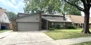 Charming 4 or 5 Bedroom Home with Office and 2 Living Areas in Quail Run Estates! Gallery 1