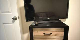 17929 MILROY Drive Gallery 7