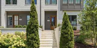 End-Unit Townhome with Private Rooftop Terrace in Myers Park!! Gallery 4
