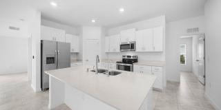 Stunning New construction home in North Fort Myers Gallery 11
