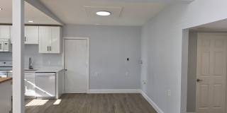 FOR RENT!!! NEWLY RENOVATED 2-BEDROOM TRIPLEX – UTILITIES INCLUDED – PRIME KISSIMMEE LOCATION! Gallery 8