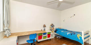 1800 LARK Lane Gallery 42