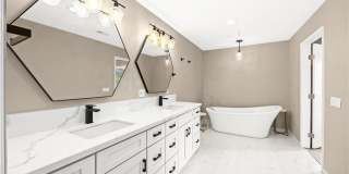 12110 Bowmore Gallery 20