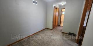 1027 Garfield St 5 Gallery 6