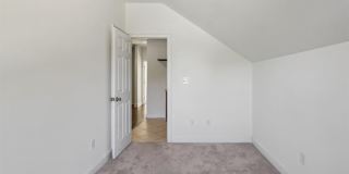 546 Highland Avenue NE Gallery 32