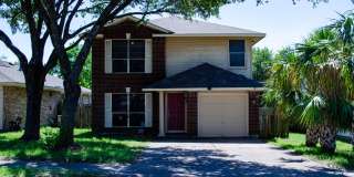 South Austin Living with Room to Spread Out Gallery 1