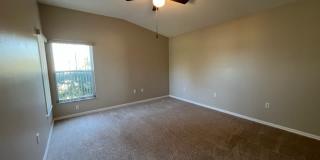 645 W Sunbird Path Gallery 13