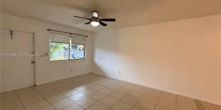 1104 N 17th Ct Gallery 5