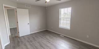Large 4 bedroom Duplex Gallery 23