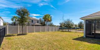 Beautiful 4 Bedroom 2.5 Baths Homes Gallery 37