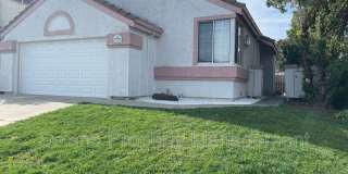 246 Potrero St Gallery 1