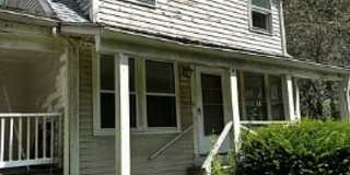 1057 North Pleasant Street - B Gallery 1