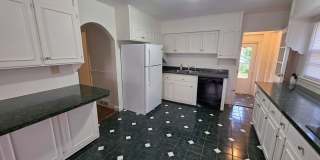3 BR House UTILITIES INCL!!!! 3 BR House UTILITIES INCL!!!! Gallery 7