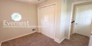 2044 Saulsbury Place Gallery 21