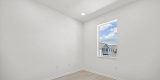 4520 Longwood Lake Square Gallery 47