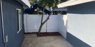 922 N Summit Avenue Gallery 21