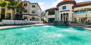 Cortland MacArthur Gallery 15