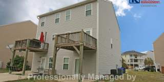 Spacious 3-Story Townhome in the Heart of Carolina Beach — Backs to State Park Gallery 26