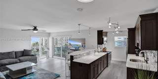 1160 Hillsboro Mile Gallery 1