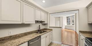 1600-18 ARCH Street Gallery 9