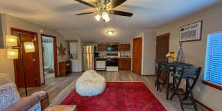 1 Bedroom 1 Bath Furnished Garage Apartment - ALL UTILITIES INCLUDED! Gallery 4