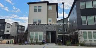 3 Bed/3 Bath, 1855 Sqft - 11014 E Hinsdale Cir Gallery 1
