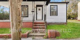 1921 Reynolds Street Gallery 4