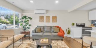 Fully Furnished Sunnyside Townhome | All-Inclusive | Flexible Stays Gallery 1