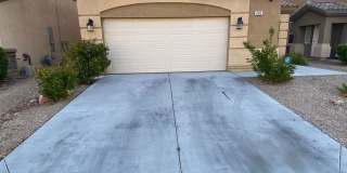 BEAUTIFUL TWO STORY HOUSE LOCATED IN GUARD GATED RHODES RANCH WITH  3 BED 2.5 BATH SPACIOUS LIVING ROOM. A MUST SEE! Gallery 1