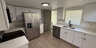 Newley renovated 4 bedroom home! Newley renovated 4 bedroom home! Gallery 1