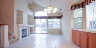 Charming Three Bedroom Napa Home Close to Queen of the Valley Medical Center Gallery 13