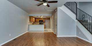 GREAT 2BED 2 BATH 2 CAR GARAGE TOWNHOME MINUTES FROM TURNPIKE!!!! Gallery 10