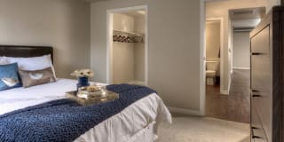 Uptown Broadway Gallery 6