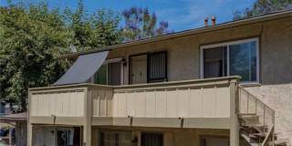 1037 W Francis St Apt F Gallery 3