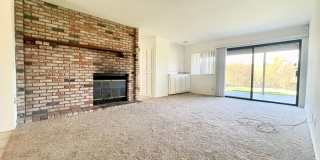 Single Level with Nature Reserve Views! Single Level with Nature Reserve Views! Gallery 4