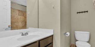 3 Bed Draper Townhome with Views Gallery 13