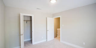 Updated 2-Story Townhome in Prime North Austin Gallery 16