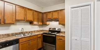 Ashford Place Gallery 13